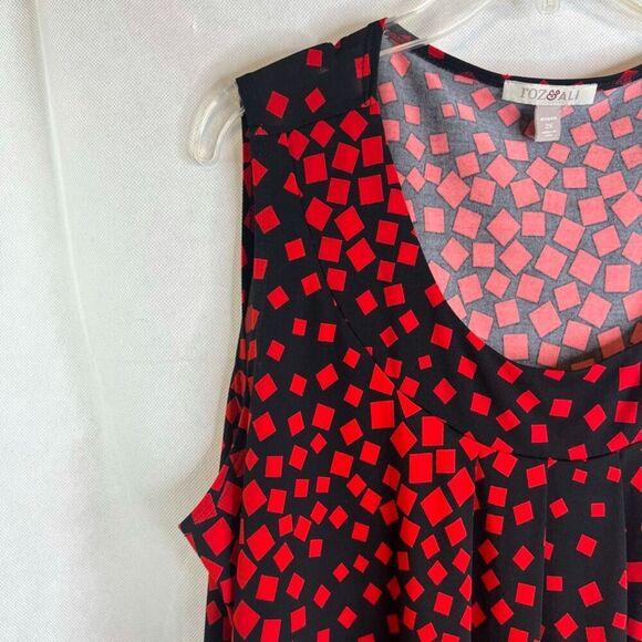 Roz & Ali Black Red Squares Pattern Scoop Neck Tank Top Plus Size 2X - Picture 4 of 9